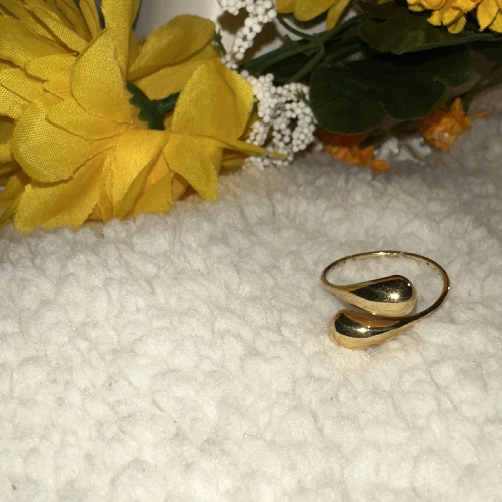 Teardrop Earrings and Ring Set 18 k Solid Gold - Picture 17 of 17